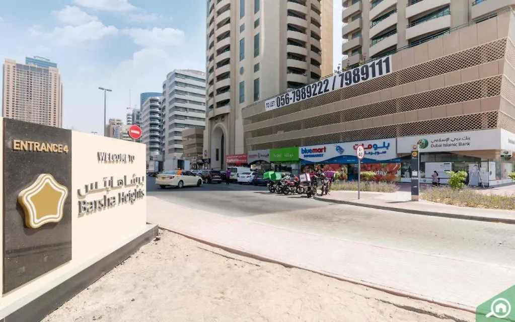 Homestay Metropolis View Partition Room Near Internet City Metro Dubai