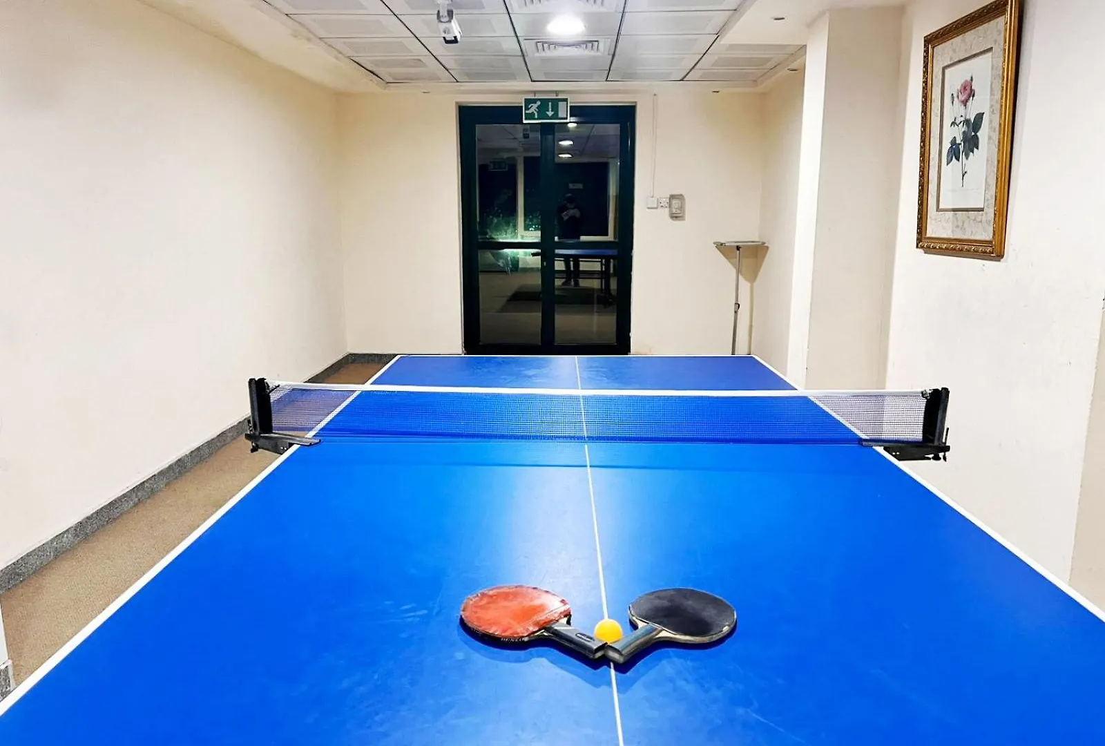 Homestay Metropolis View Partition Room Near Internet City Metro Dubai